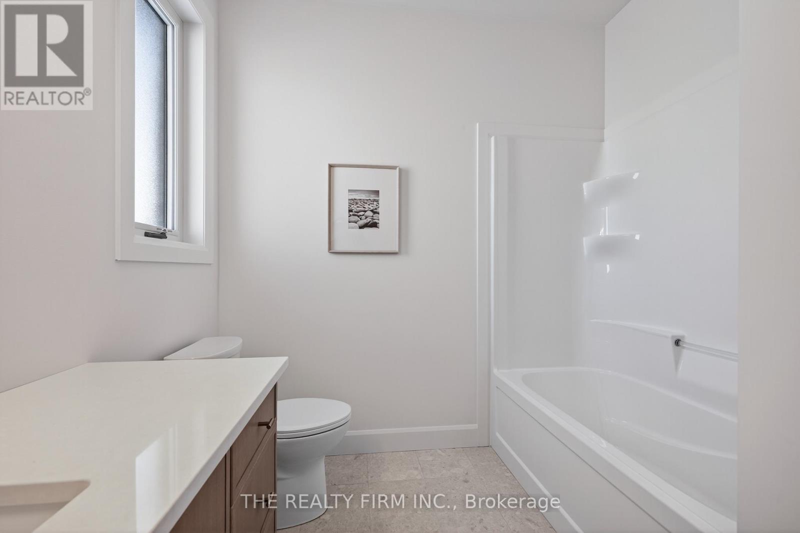 289 KING STREET - 32