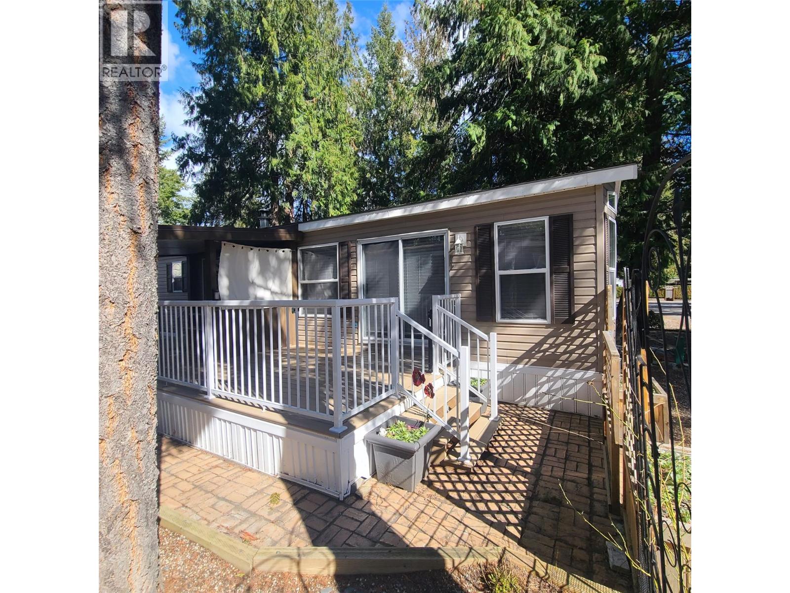 8 3980 Squilax Anglemont Road, Scotch Creek