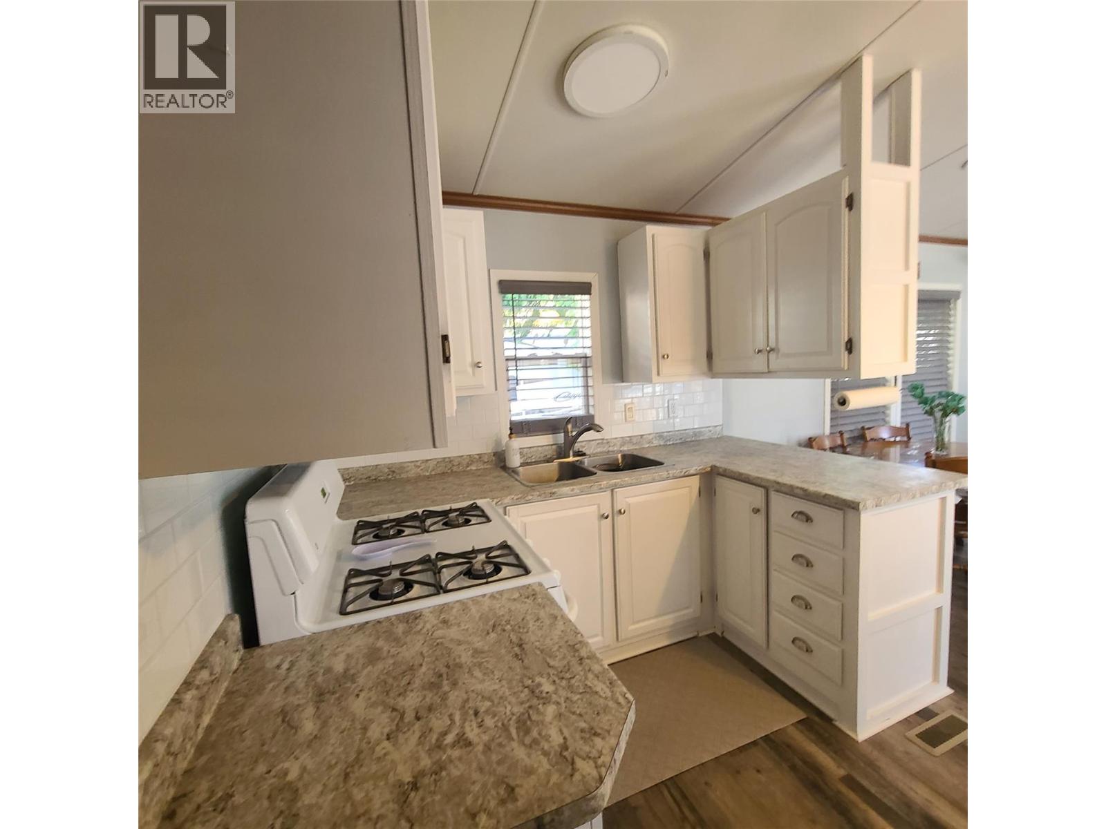 8 3980 Squilax Anglemont Road, Scotch Creek