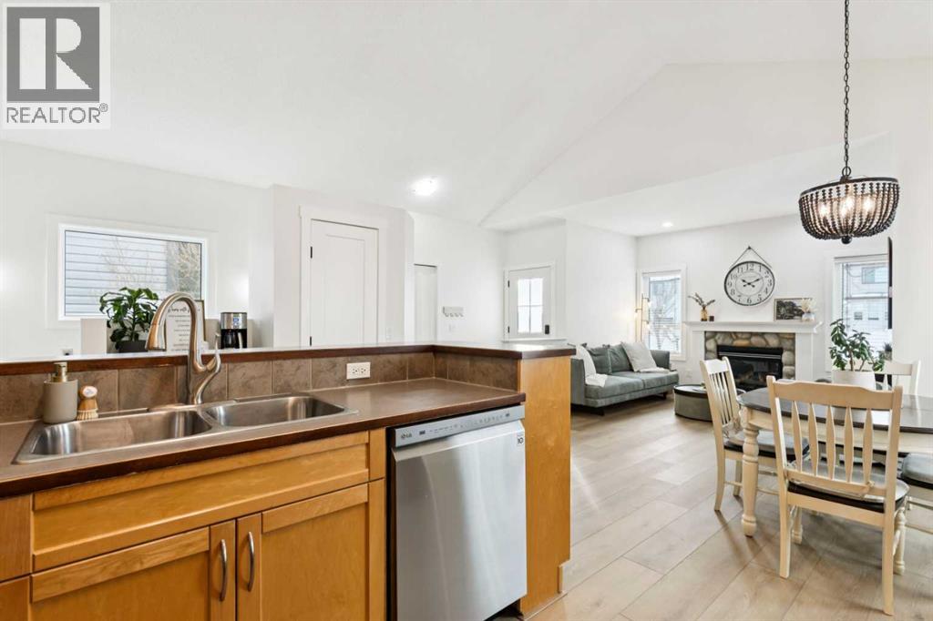 Single Family House Bungalow for Sale in  Everridge Drive SW Evergreen Calgary 