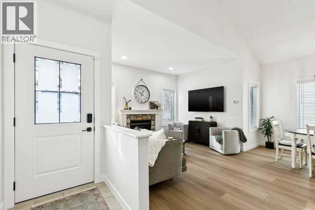 Single Family House Bungalow for Sale in  Everridge Drive SW Evergreen Calgary 