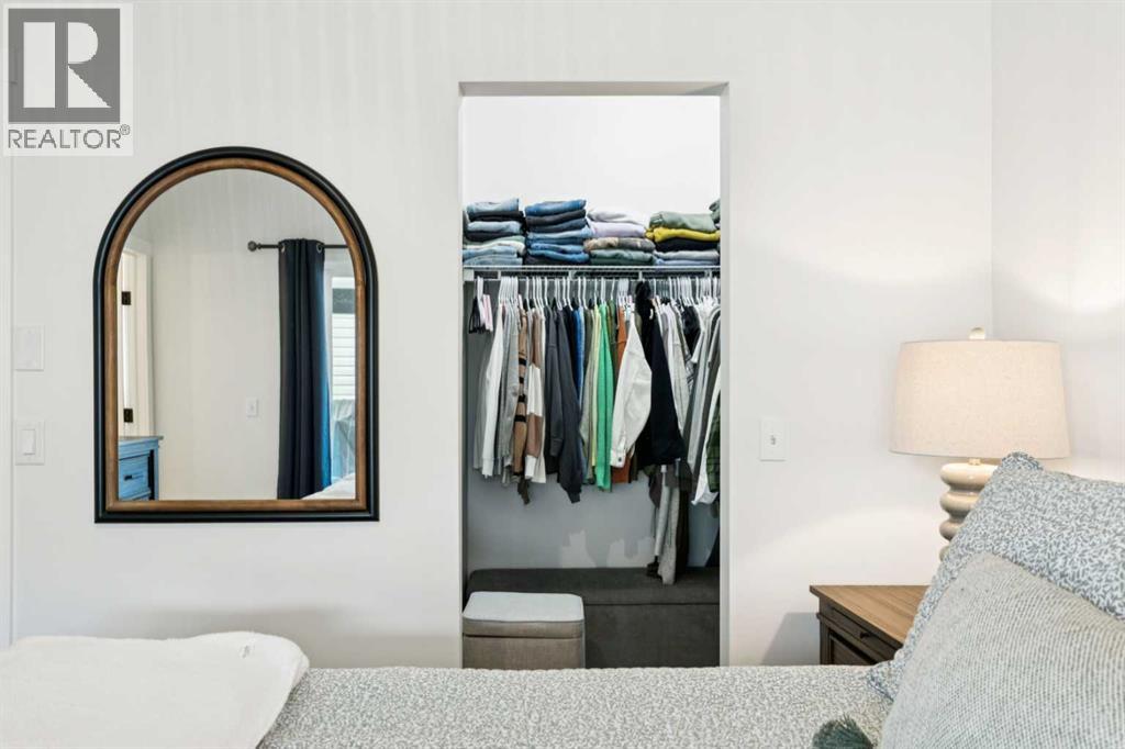 Single Family House Bungalow for Sale in  Everridge Drive SW Evergreen Calgary 