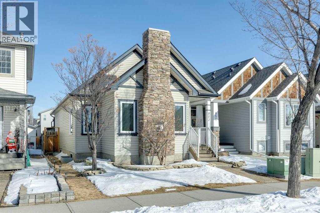 Single Family House Bungalow for Sale in  Everridge Drive SW Evergreen Calgary 