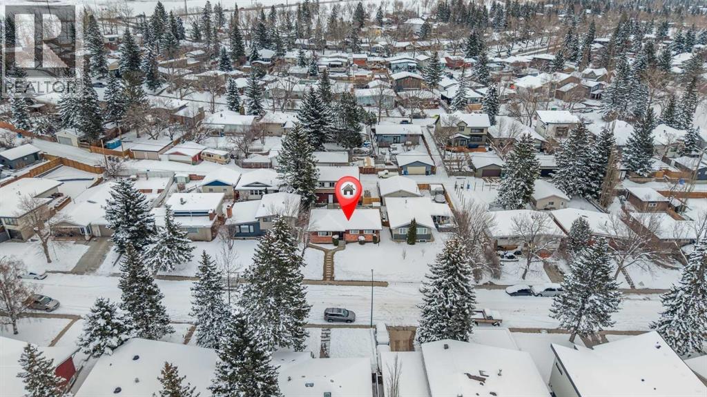 Single Family House Bungalow for Sale in  Claret Street NW Charleswood Calgary 