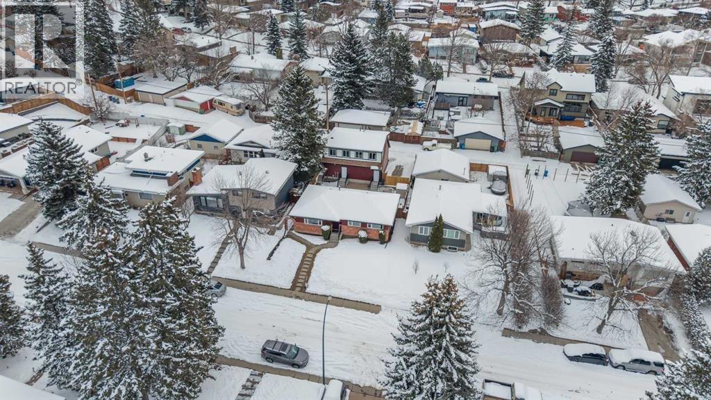 Single Family House Bungalow for Sale in  Claret Street NW Charleswood Calgary 