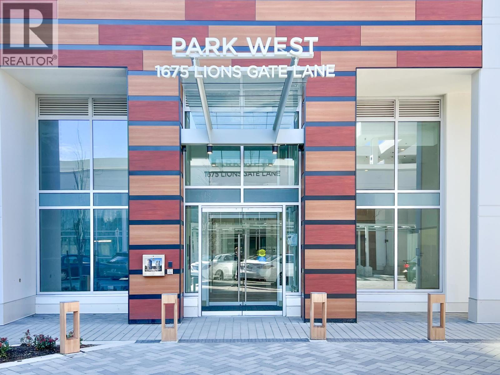 807 1675 LIONS GATE LANE, North Vancouver