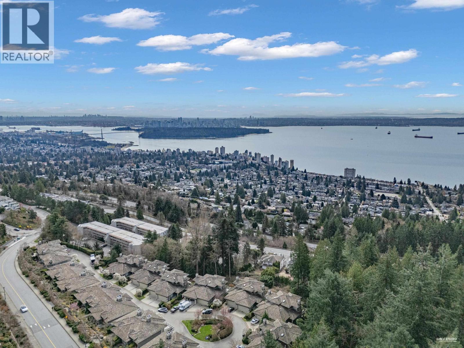 2472 SHADBOLT LANE, West Vancouver