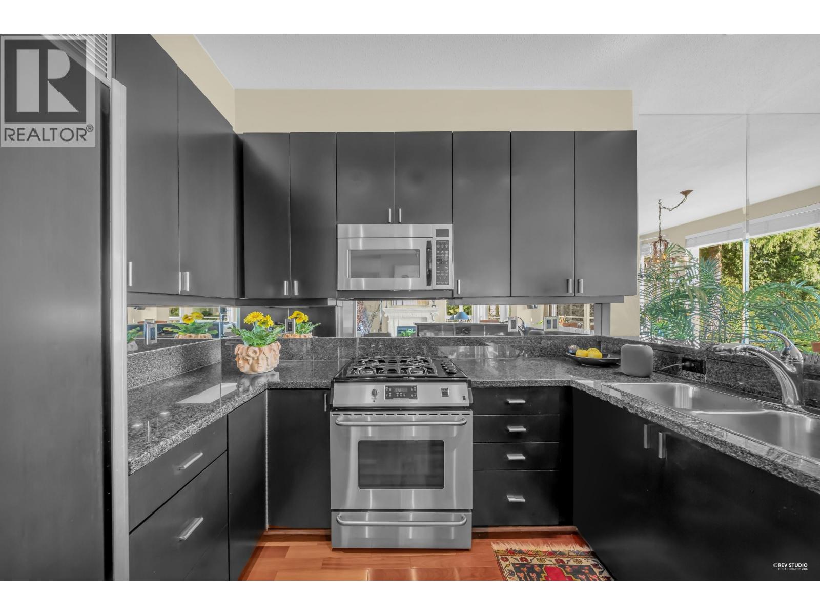 2472 SHADBOLT LANE, West Vancouver