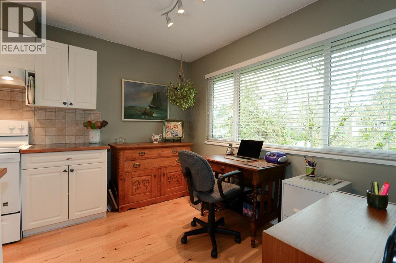 #83-11491 7TH Avenue, Richmond