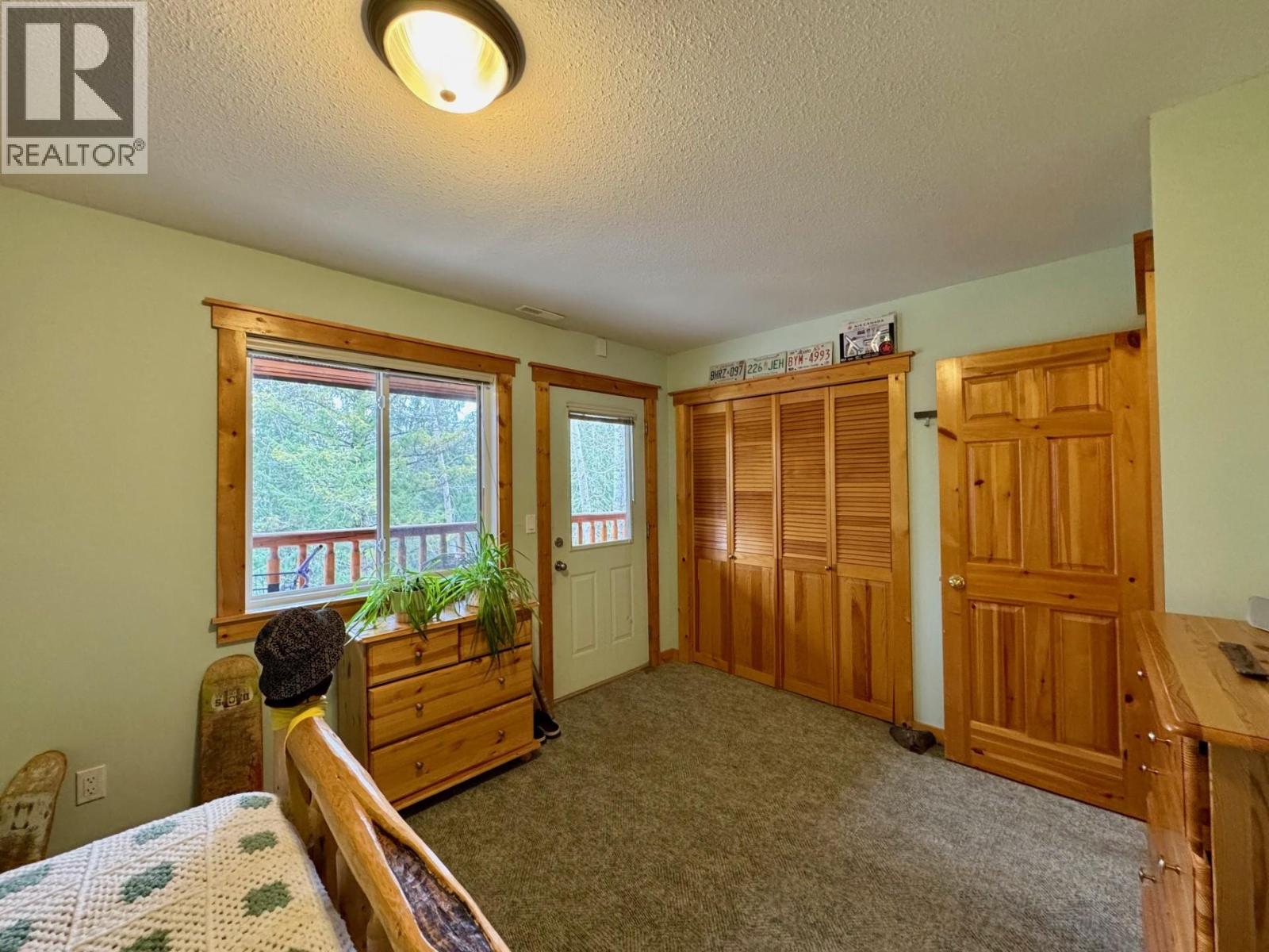 2 300 CANYON Trail, Fernie