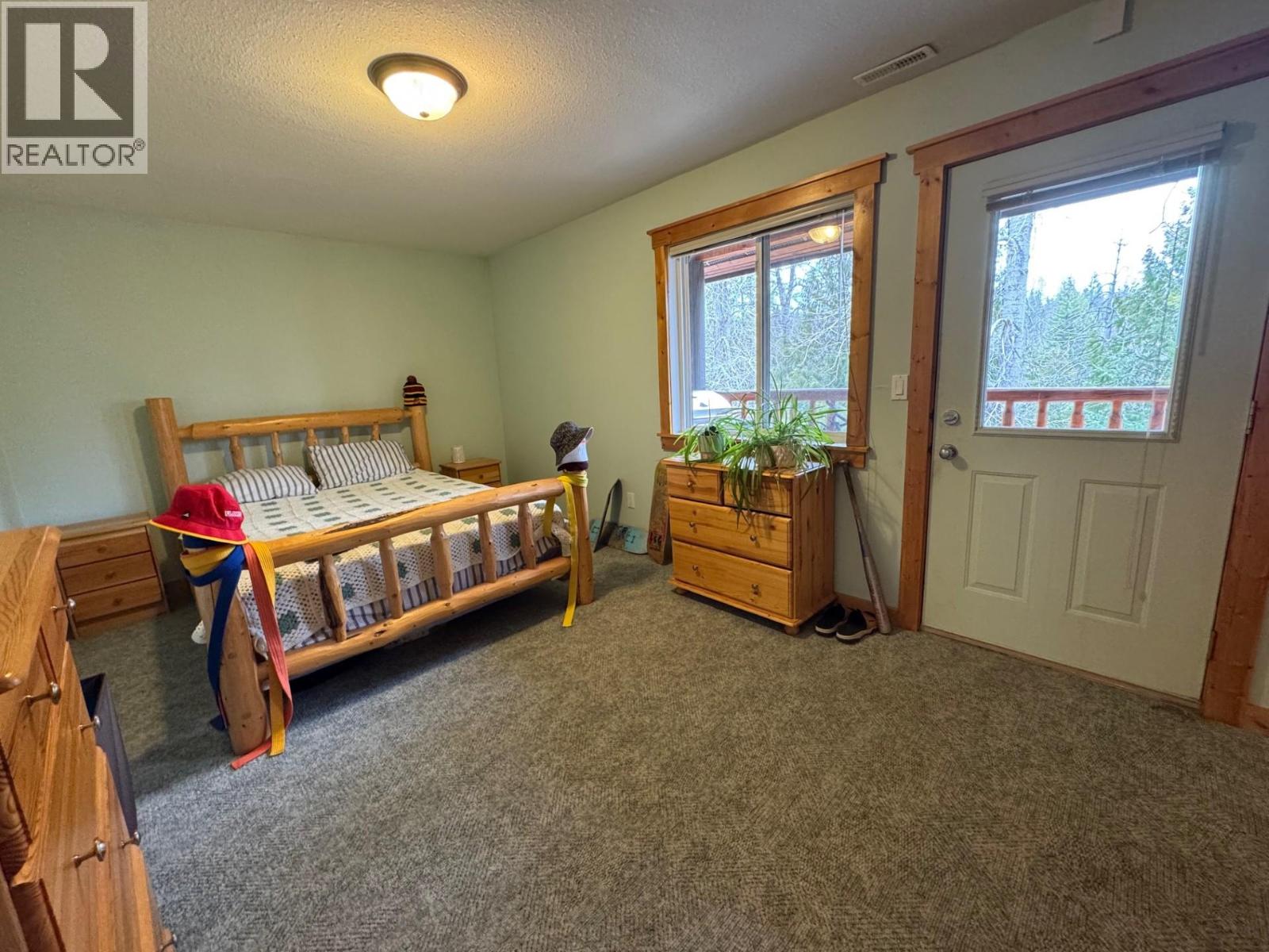 2 300 CANYON Trail, Fernie