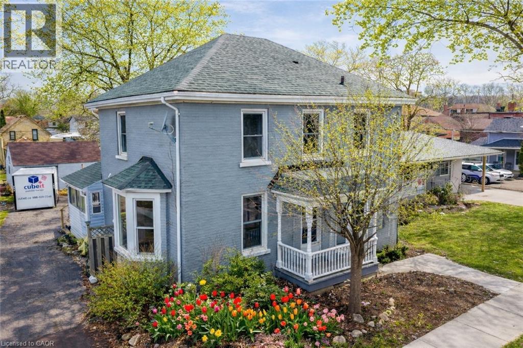 18 KAY Street, Cambridge, Ontario N1S2T6