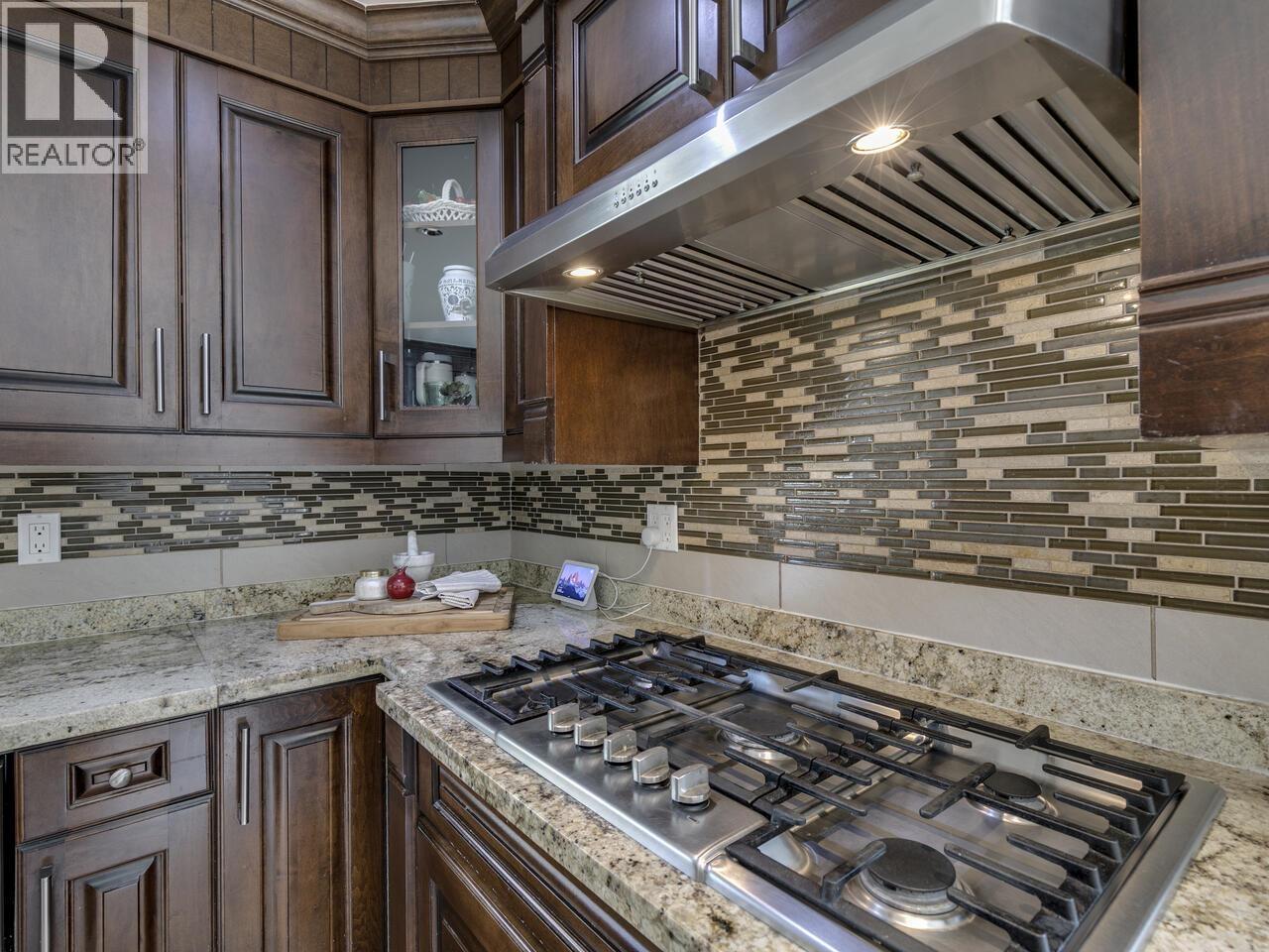 763 WEYMOUTH DRIVE, North Vancouver