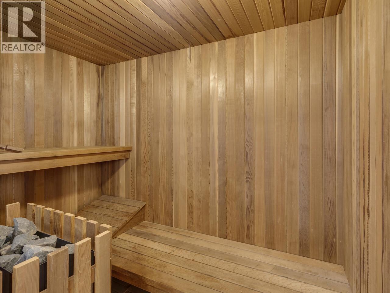 763 WEYMOUTH DRIVE, North Vancouver