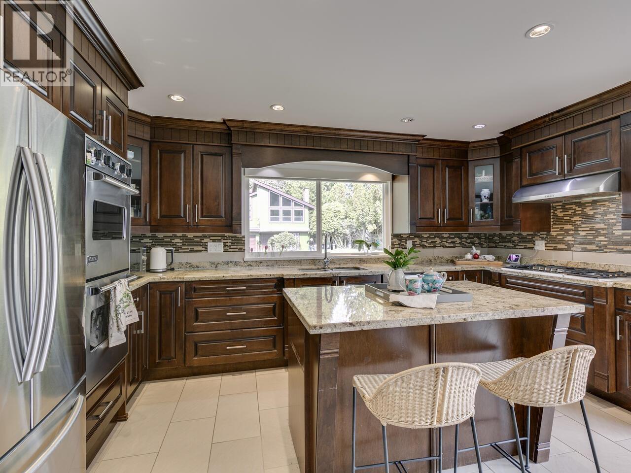 763 WEYMOUTH DRIVE, North Vancouver