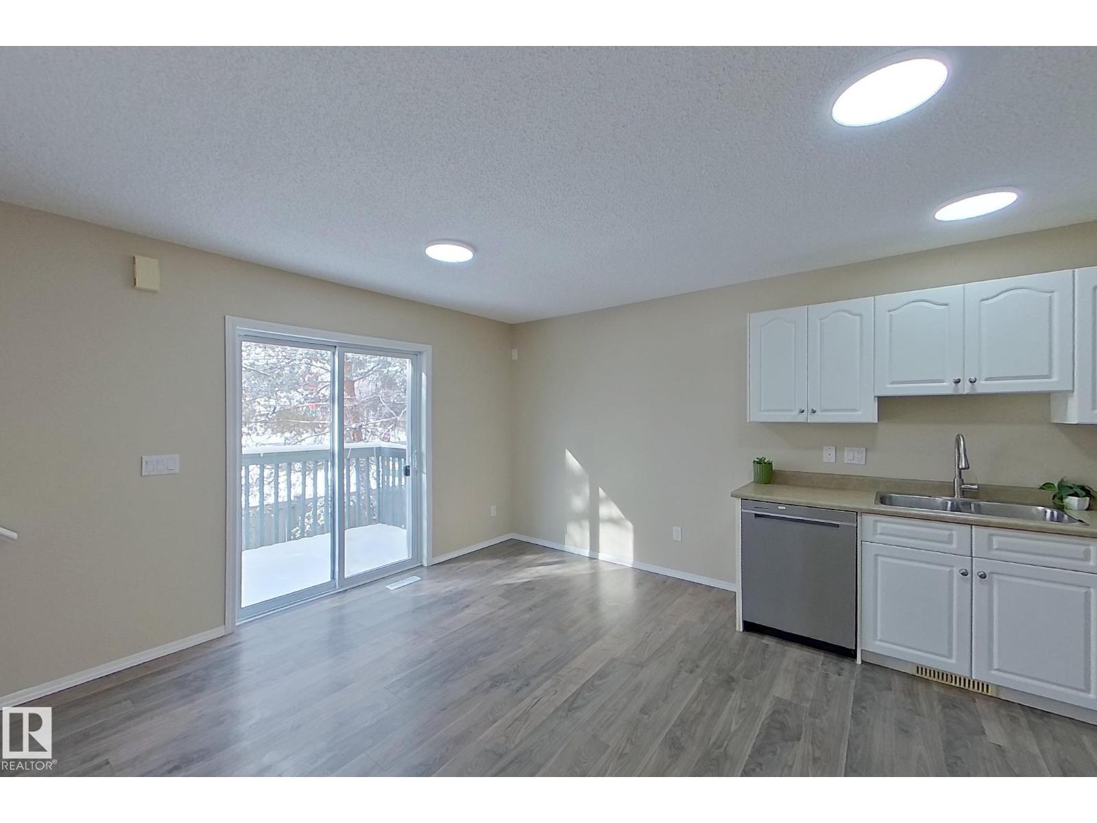 #3 16777 91 ST NW NW, Edmonton