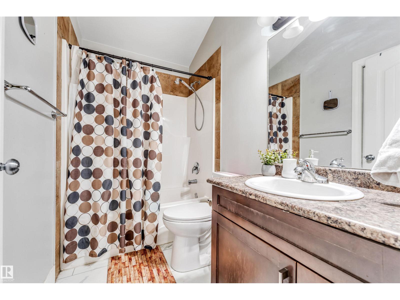 3228 18 st NW - 11