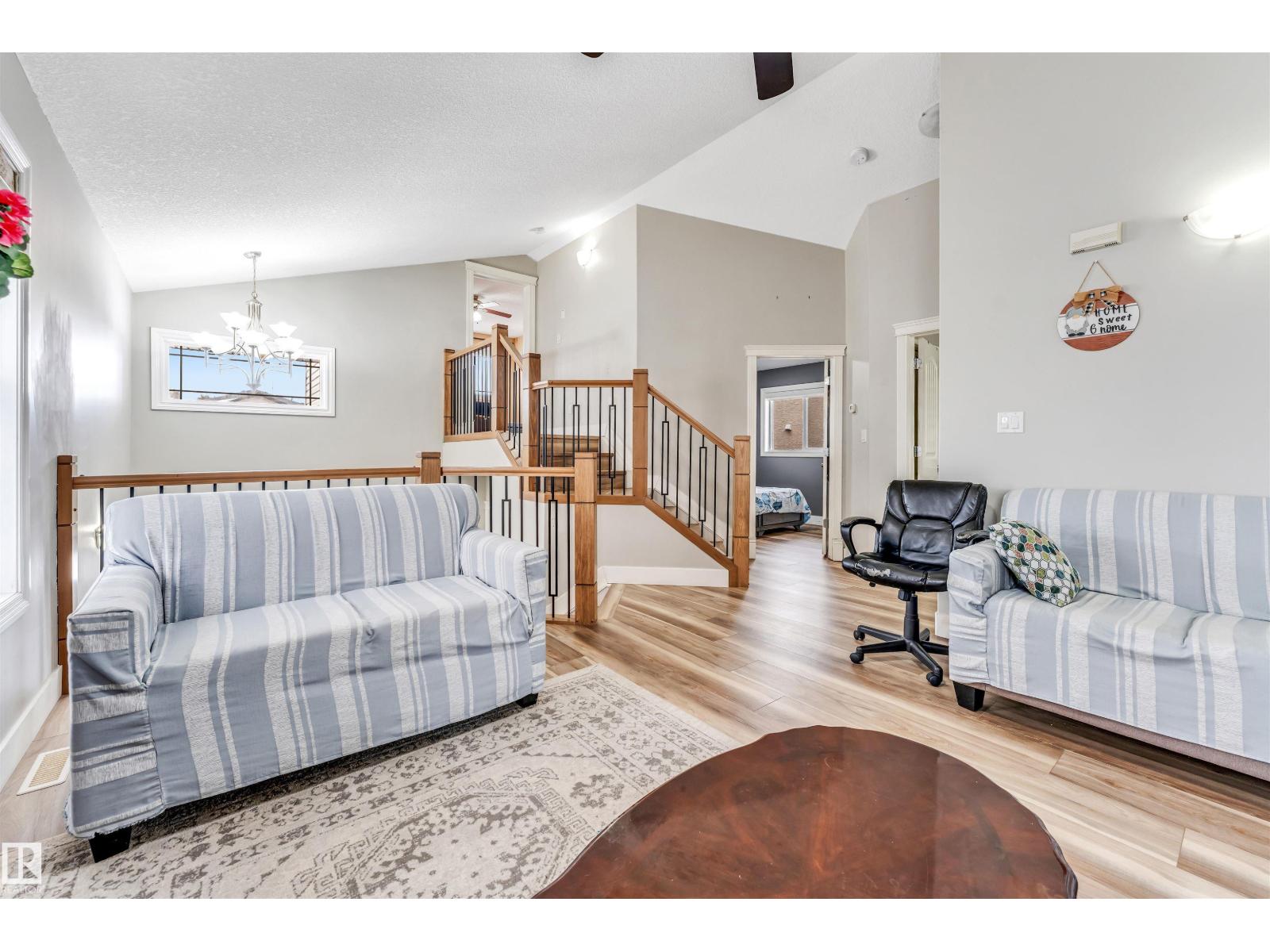 3228 18 st NW, Edmonton