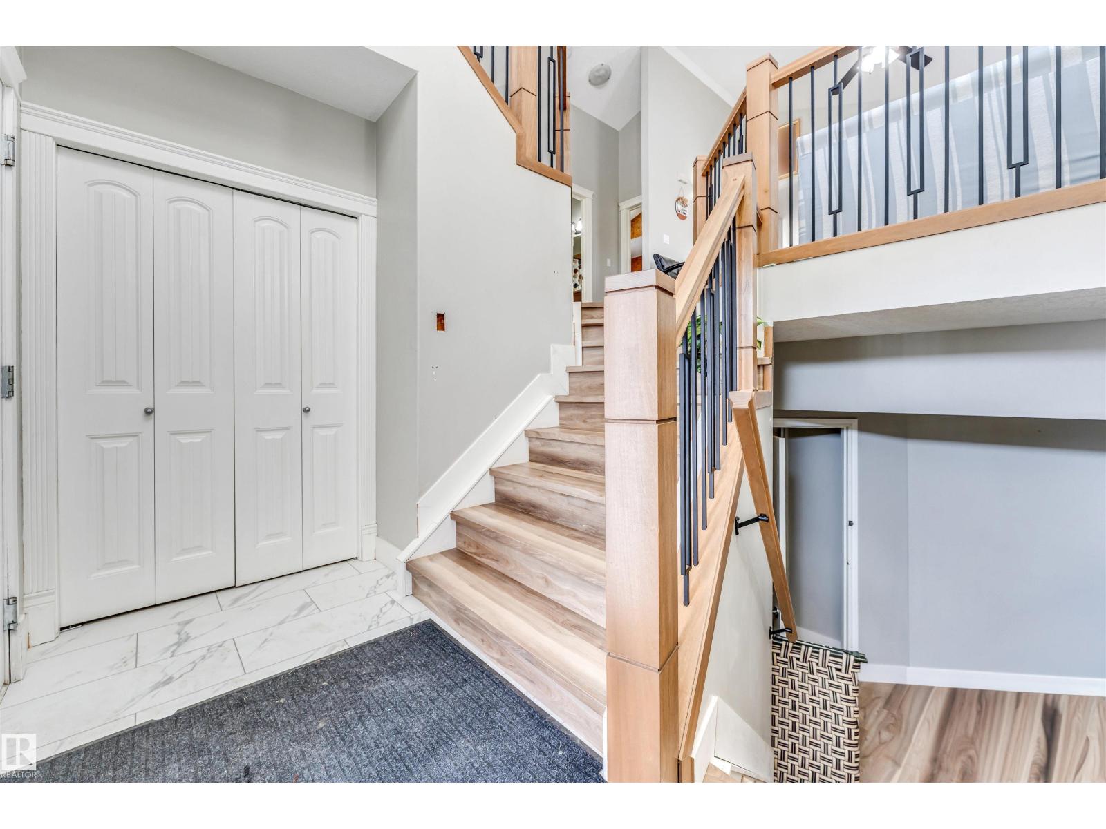 3228 18 st NW - 6
