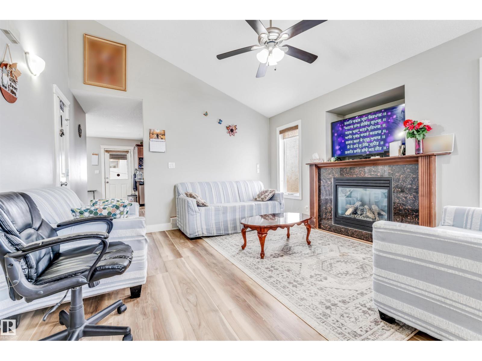 3228 18 st NW, Edmonton