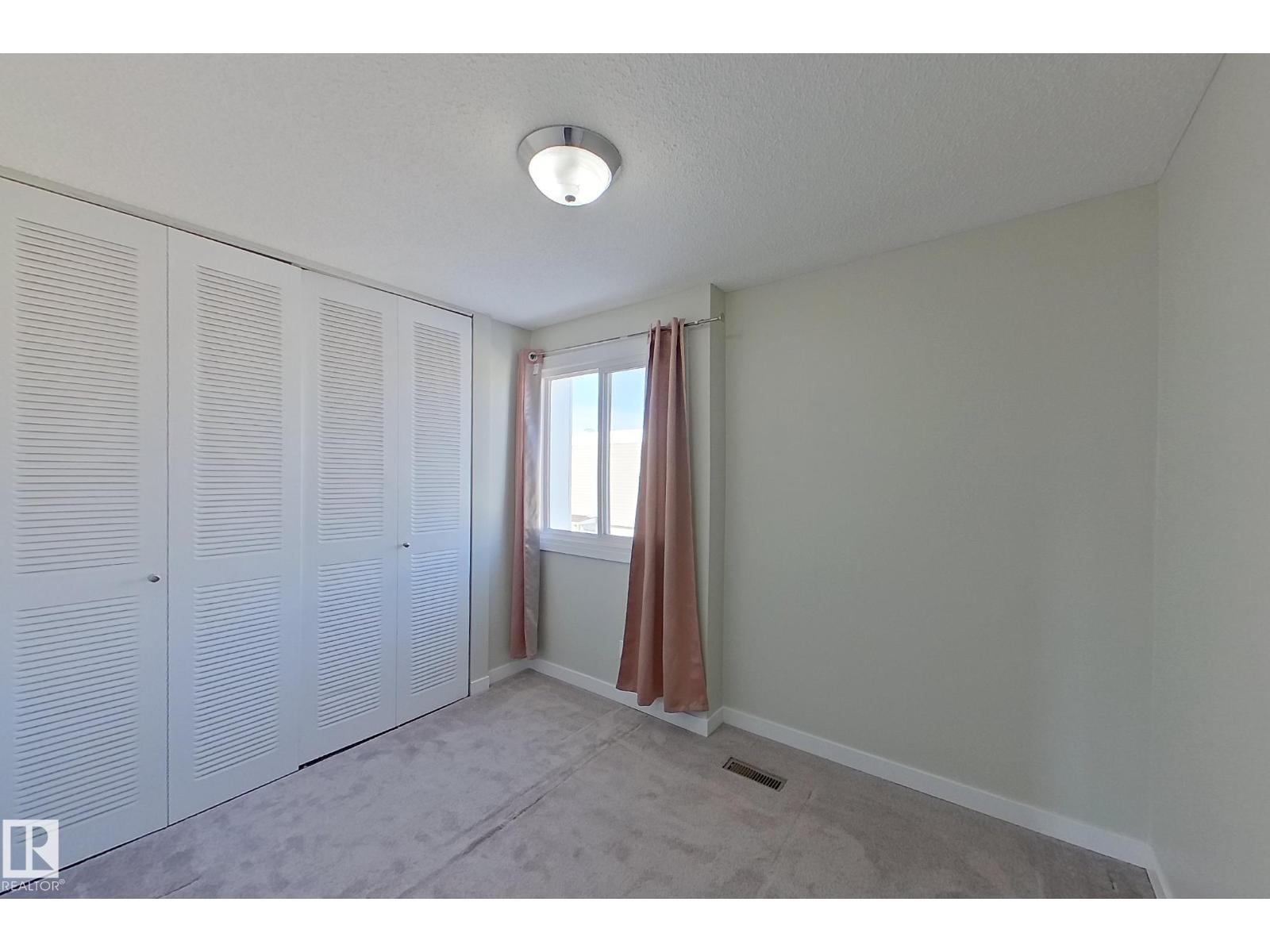 184 CORNELL CT NW, Edmonton