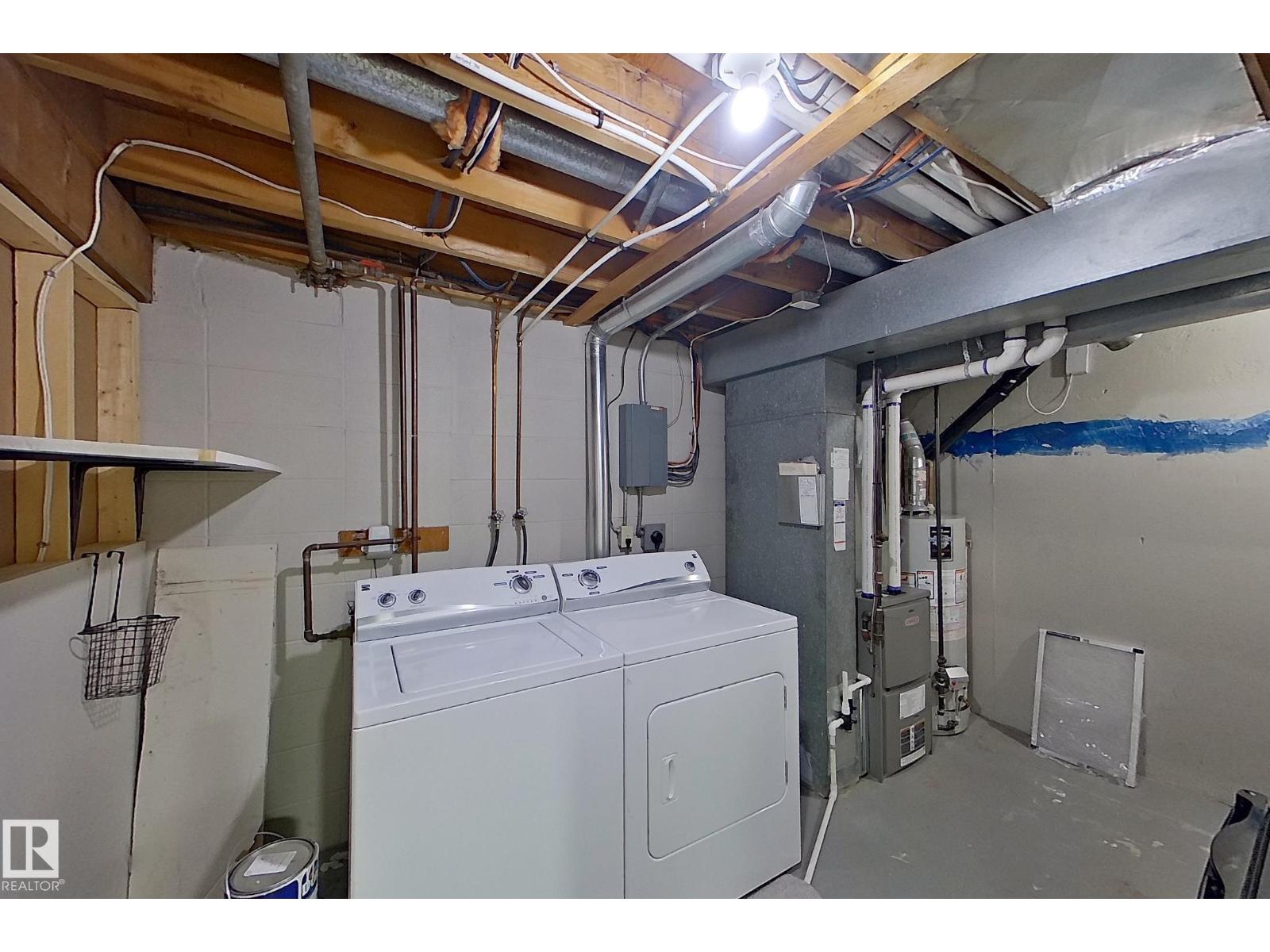 184 CORNELL CT NW, Edmonton