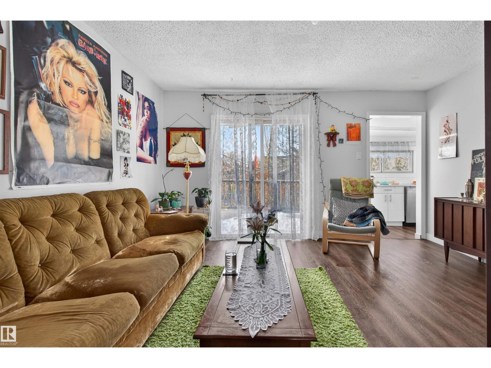 9205 99 ST NW, Edmonton