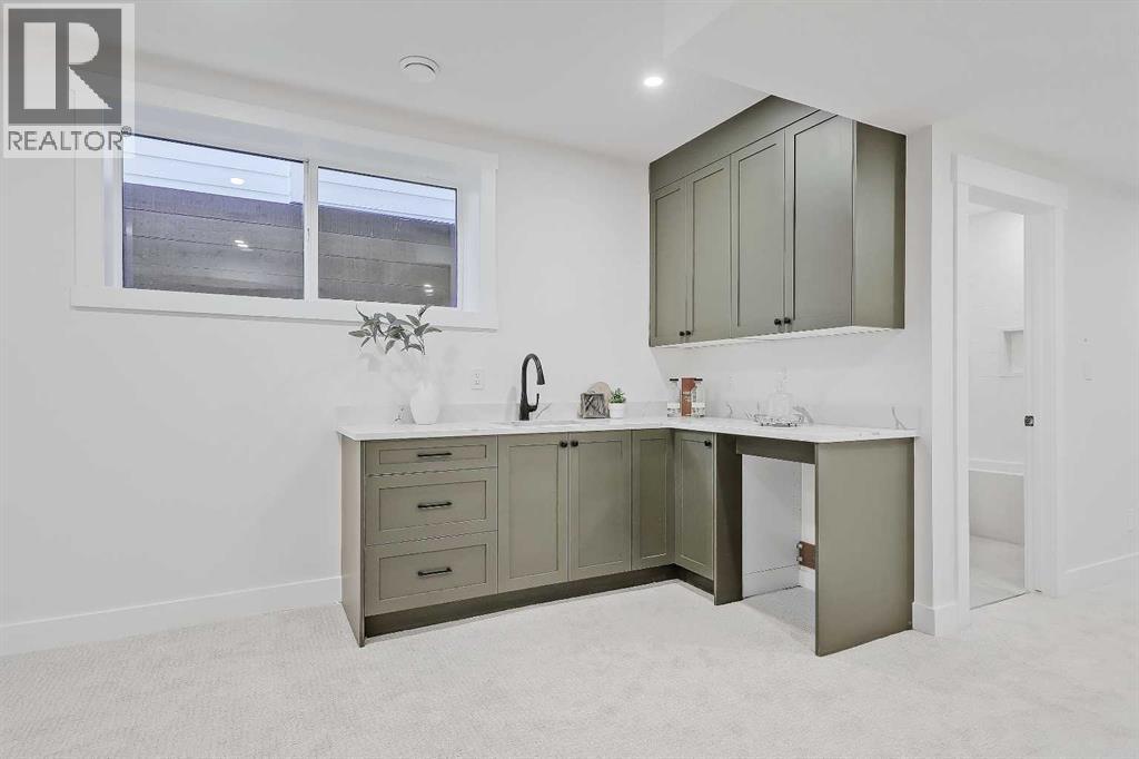 Single Family House for Sale in   Avenue NW Capitol Hill Calgary 