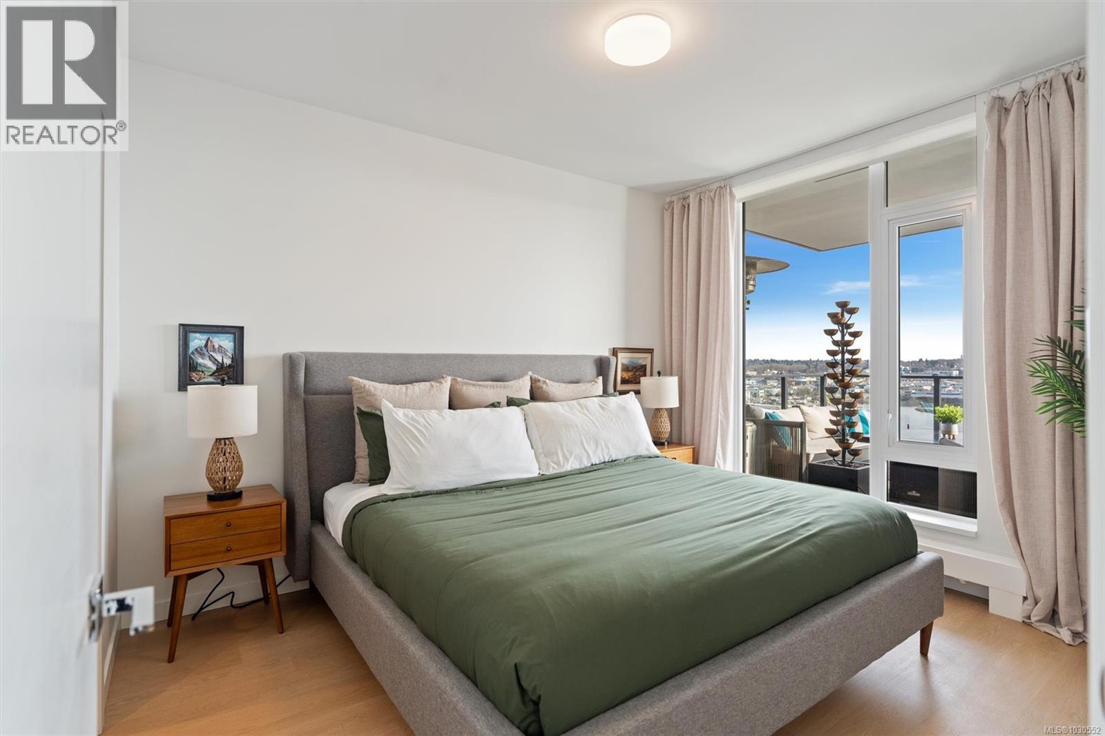 1102 369 Tyee Road, Victoria