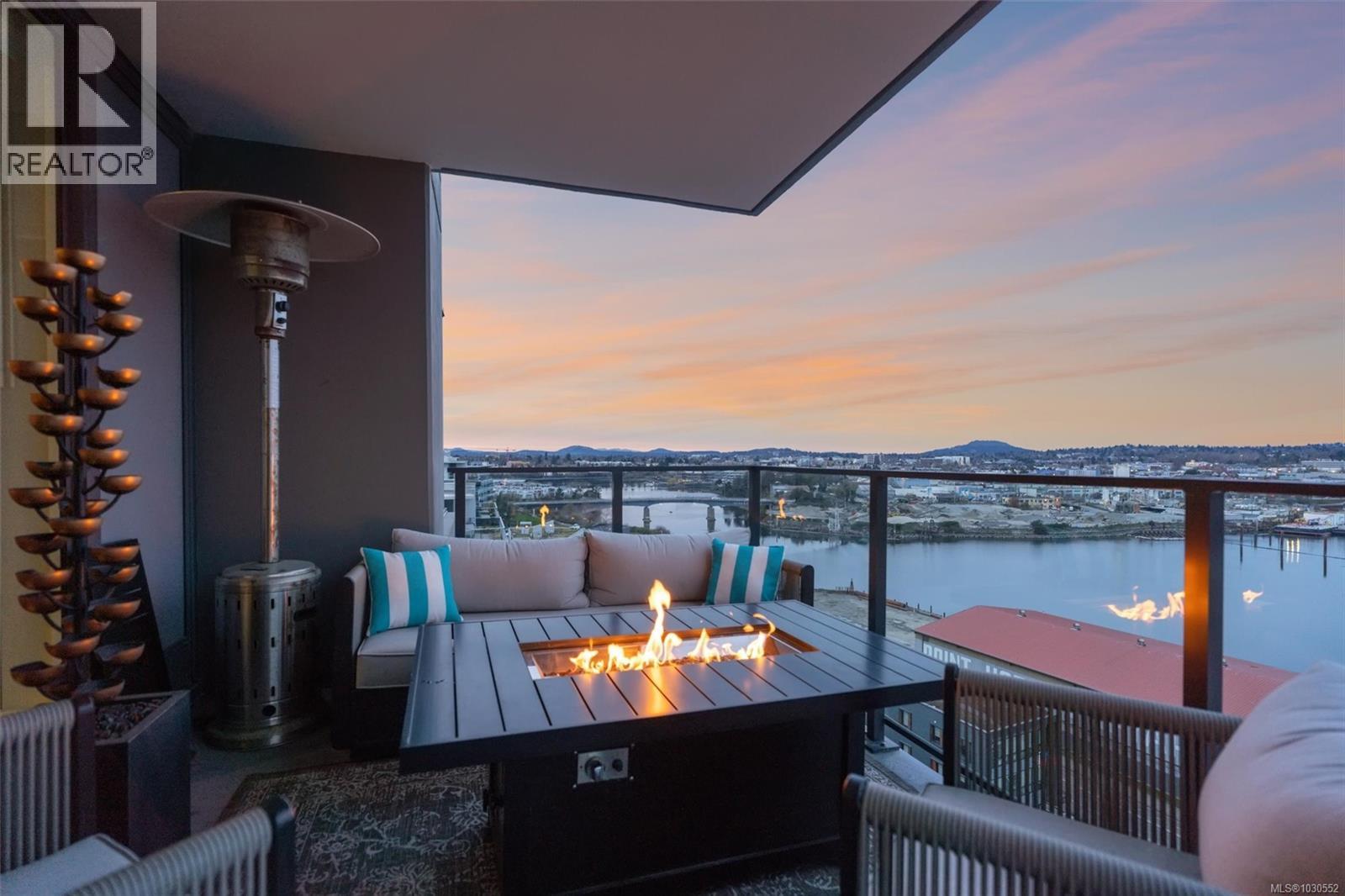 1102 369 Tyee Road, Victoria