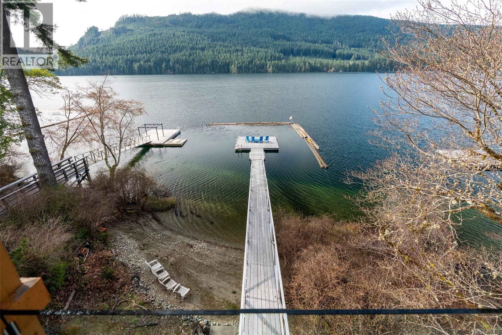  9646 Creekside Drive, Youbou