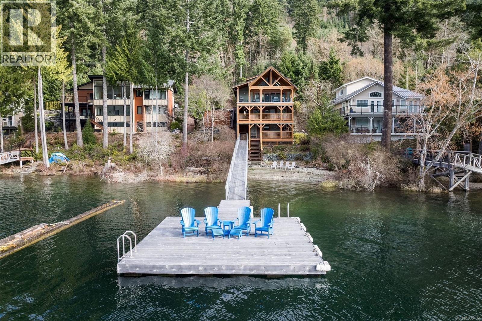  9646 Creekside Drive, Youbou