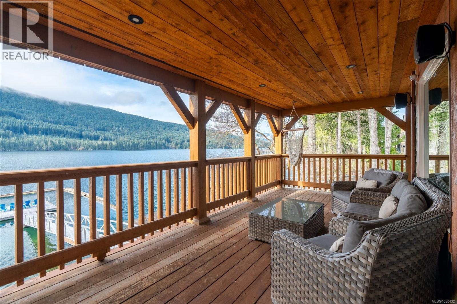  9646 Creekside Drive, Youbou