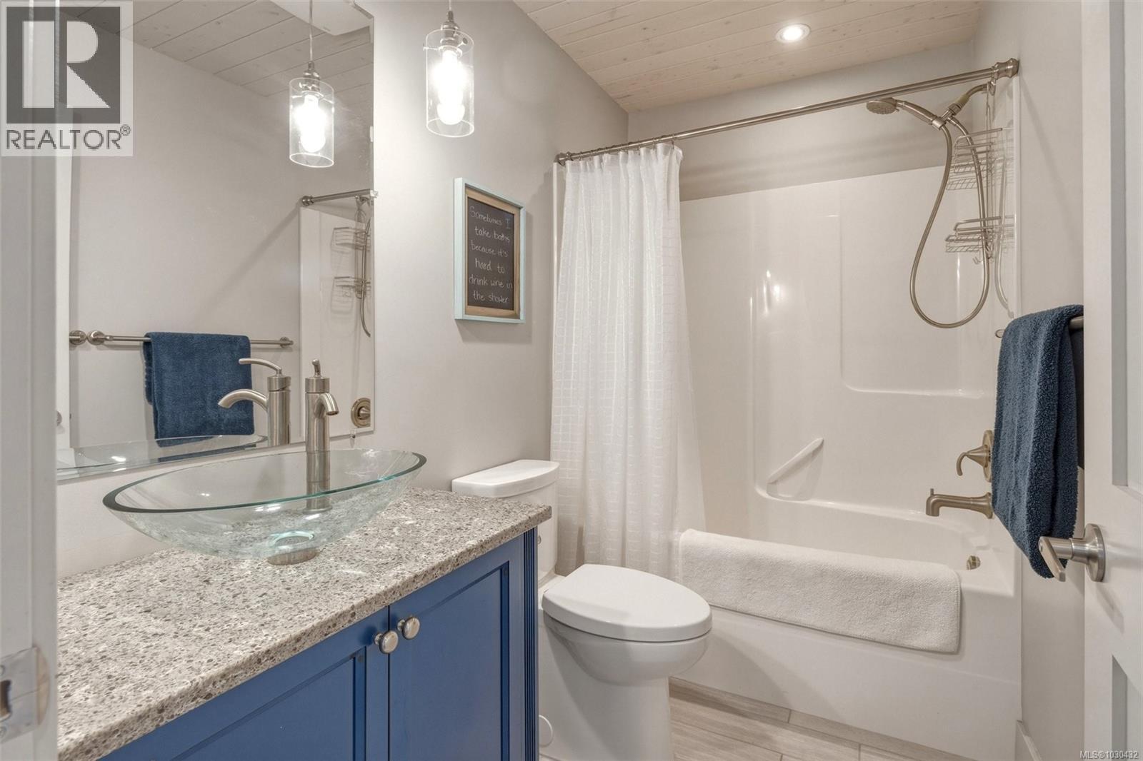  9646 Creekside Drive, Youbou