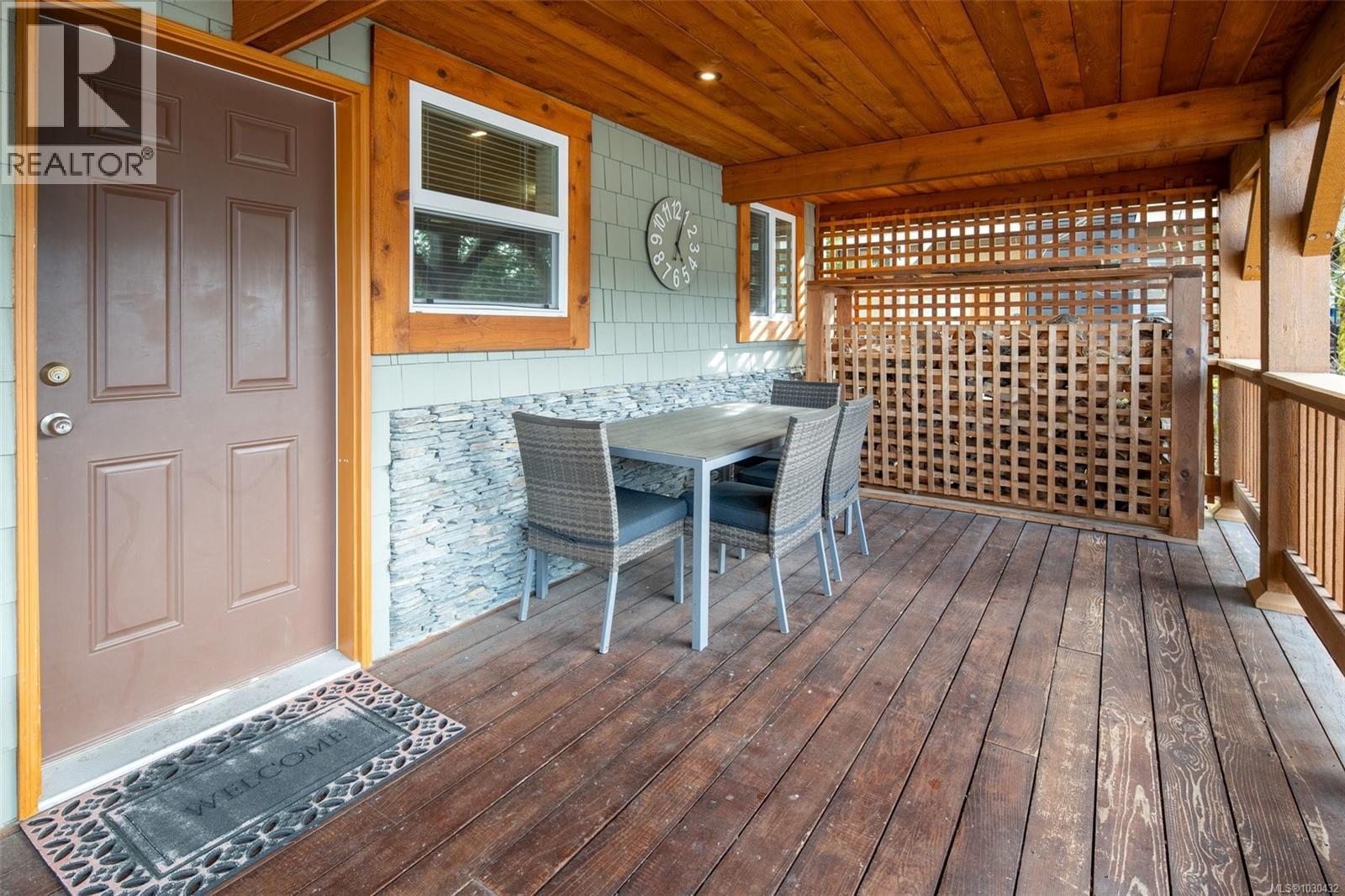  9646 Creekside Drive, Youbou