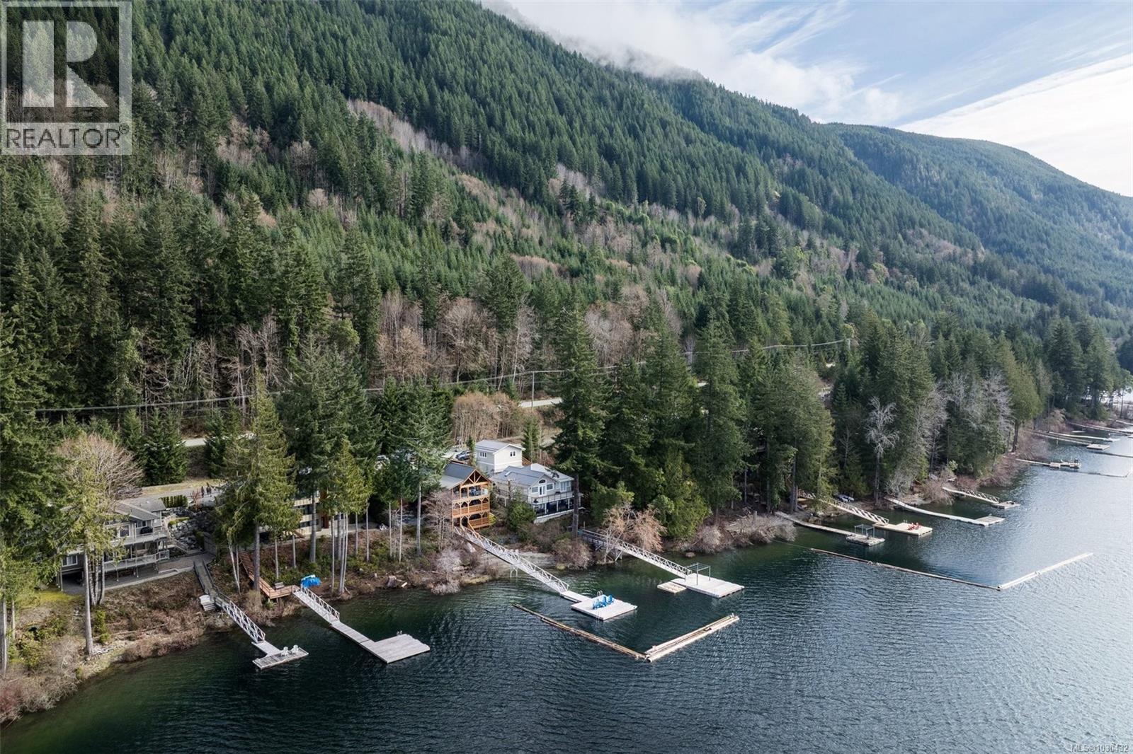  9646 Creekside Drive, Youbou