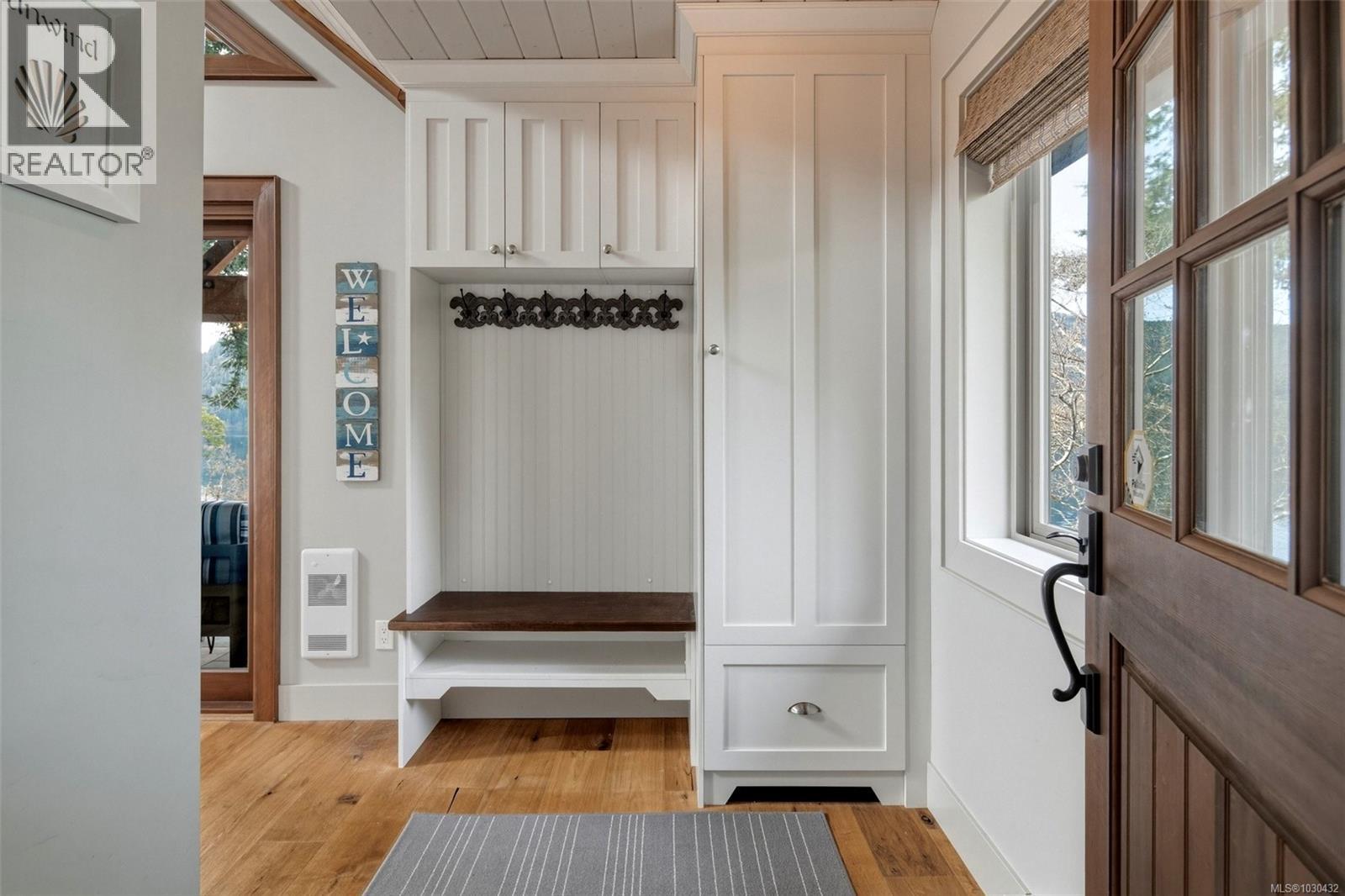  9646 Creekside Drive, Youbou