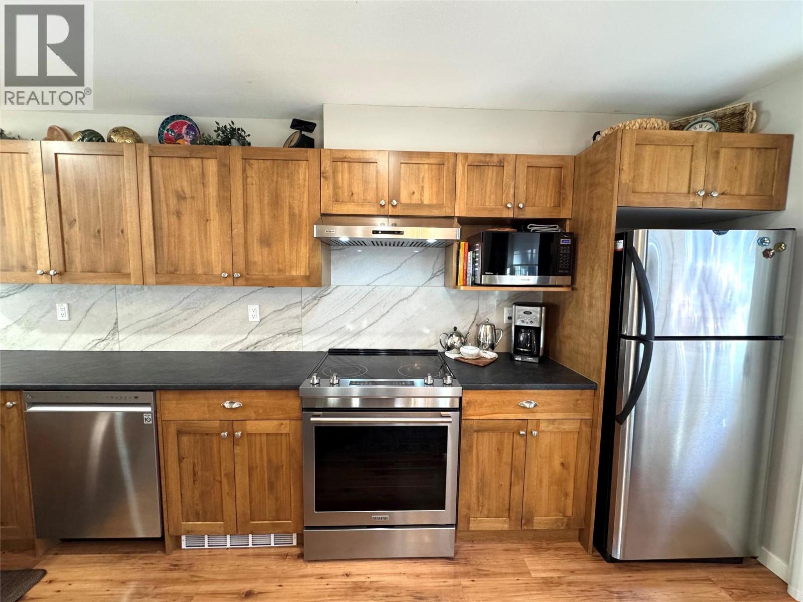 #20 1970 Braeview Place - 4