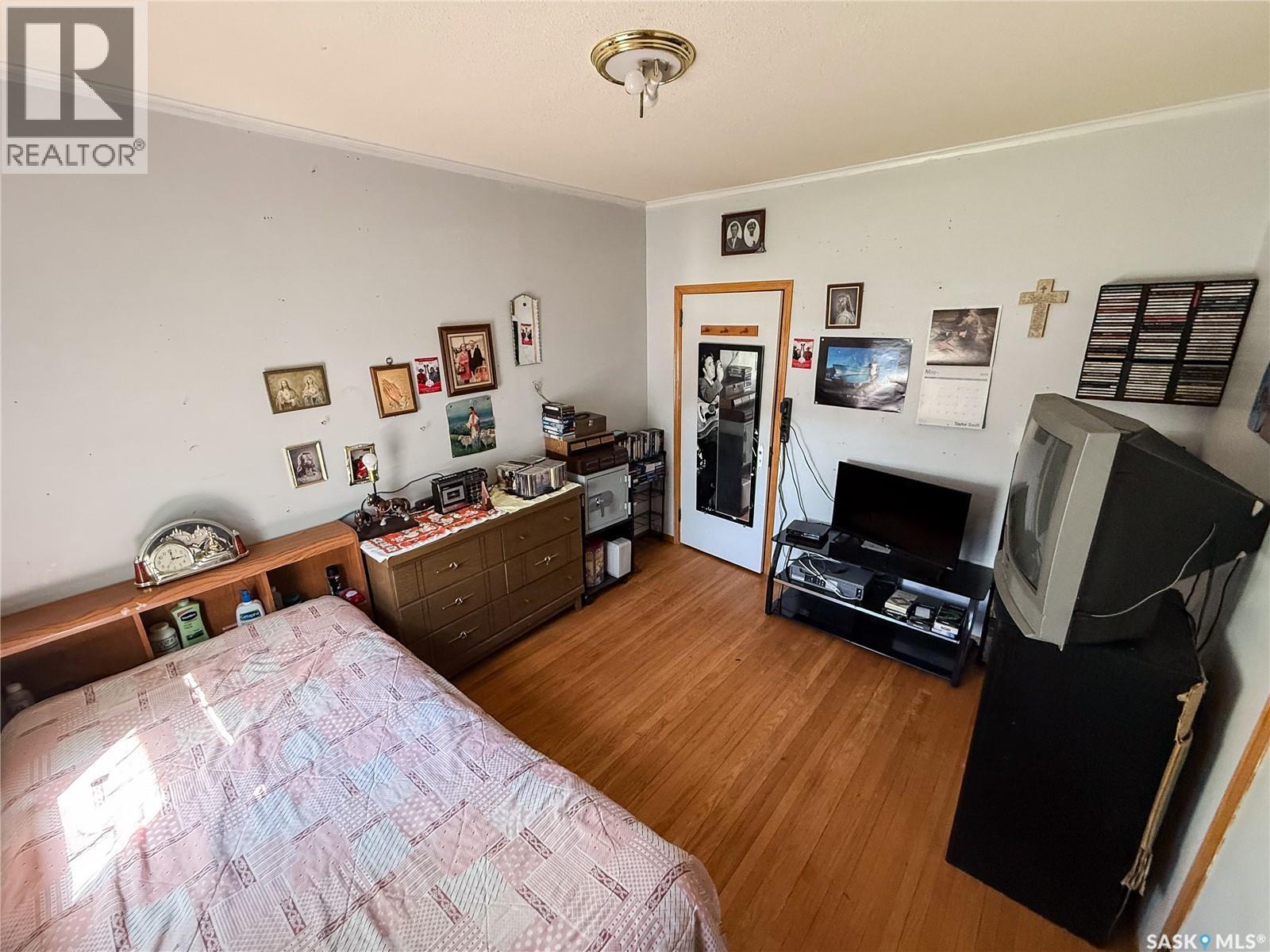 Single Family House Bungalow for Sale in  nd AVENUE NE Swift Current 