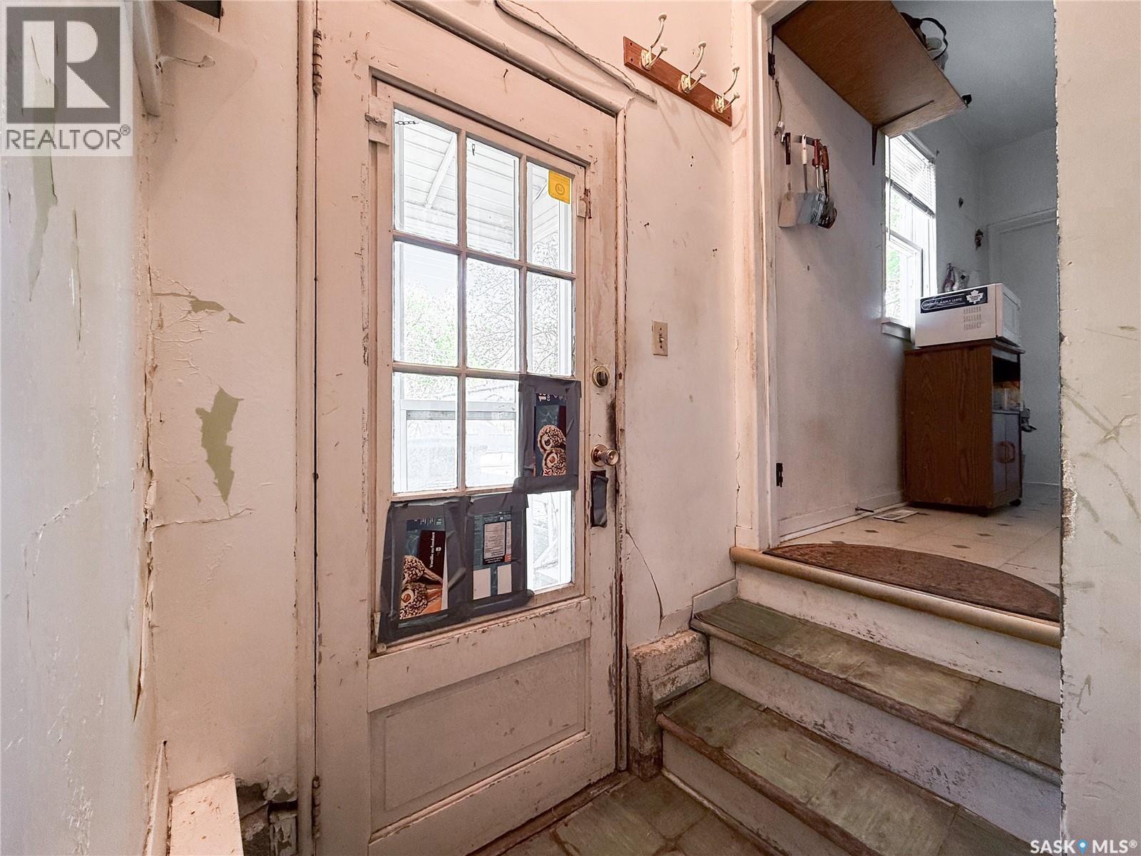 Single Family House Bungalow for Sale in  nd AVENUE NE Swift Current 