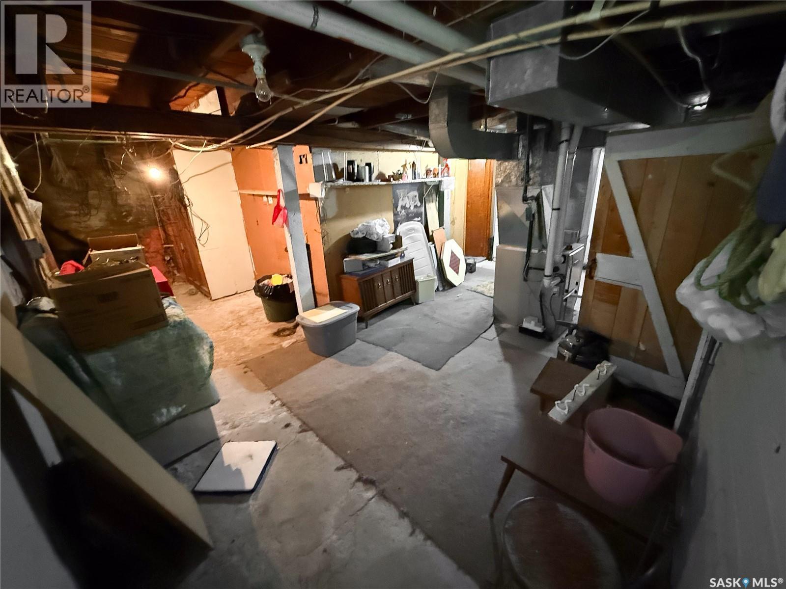 Single Family House Bungalow for Sale in  nd AVENUE NE Swift Current 