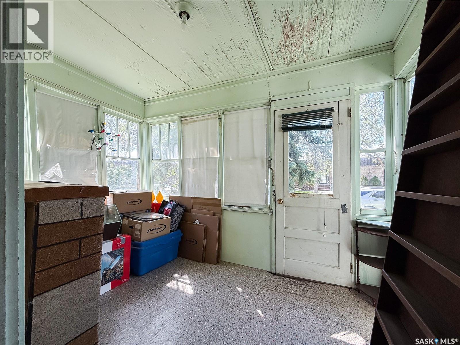 Single Family House Bungalow for Sale in  nd AVENUE NE Swift Current 