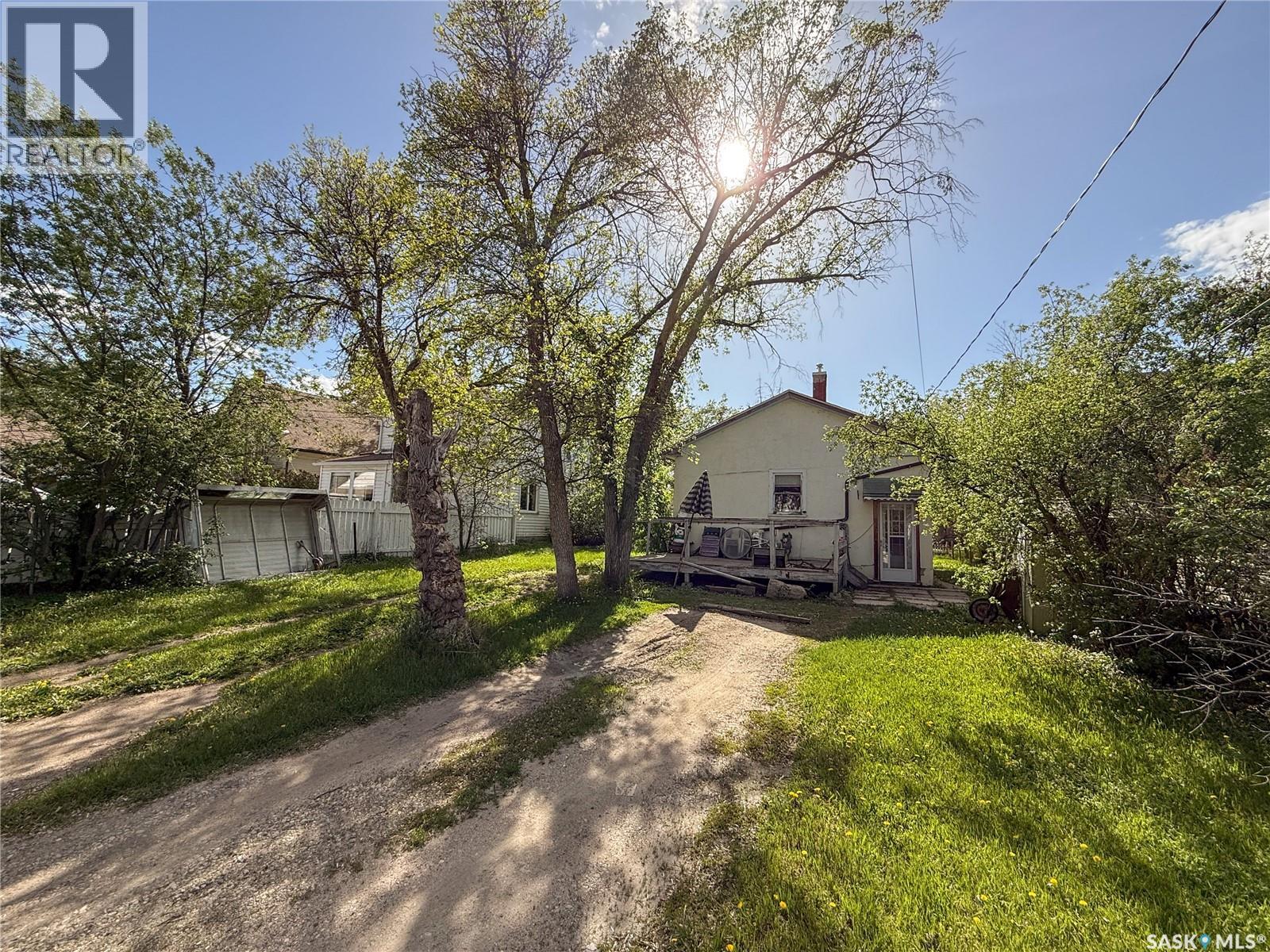 Single Family House Bungalow for Sale in  nd AVENUE NE Swift Current 