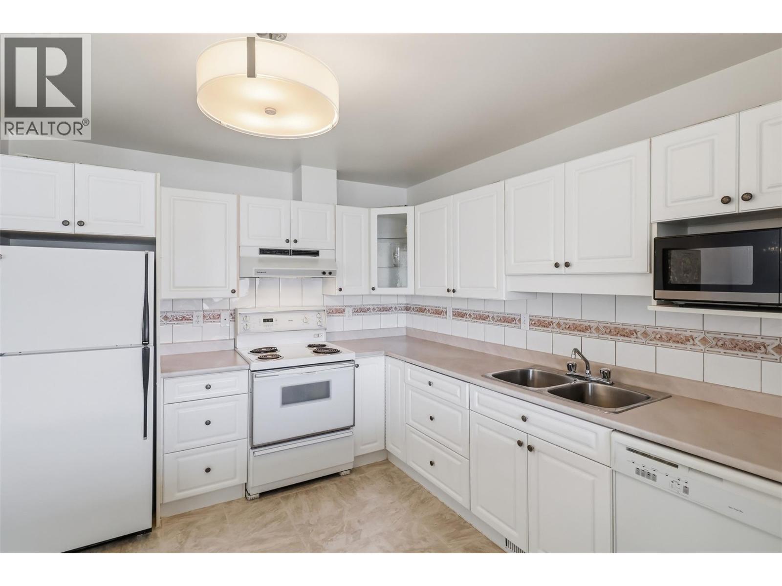 137 McGill Road Unit# 87, Kamloops