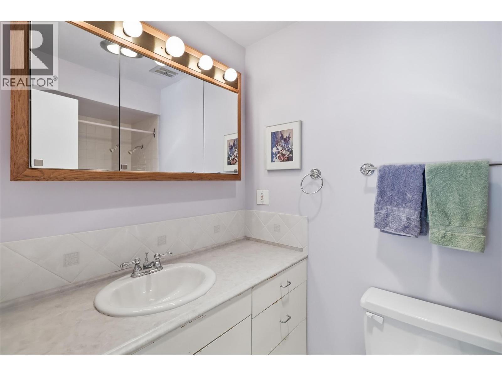 137 McGill Road Unit# 87, Kamloops