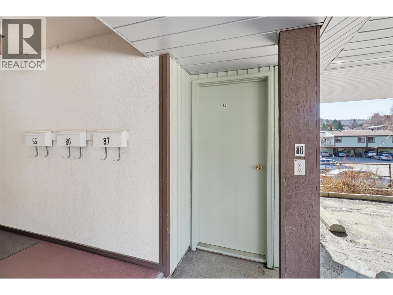 137 McGill Road Unit# 87, Kamloops
