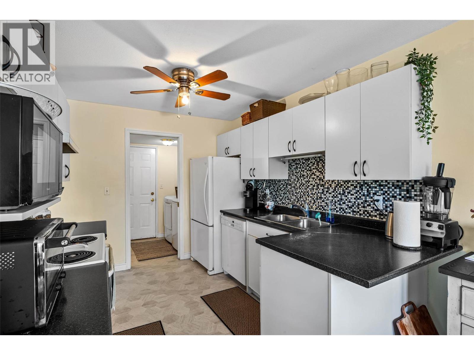 #27 1750 MCKINLEY COURT - 11