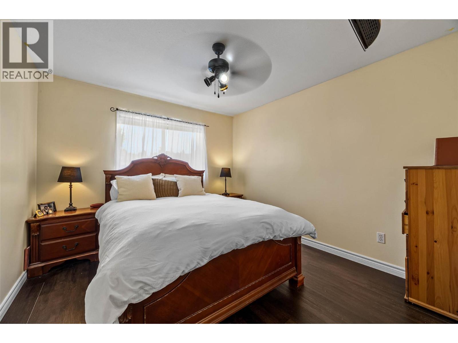 #27 1750 MCKINLEY COURT - 16