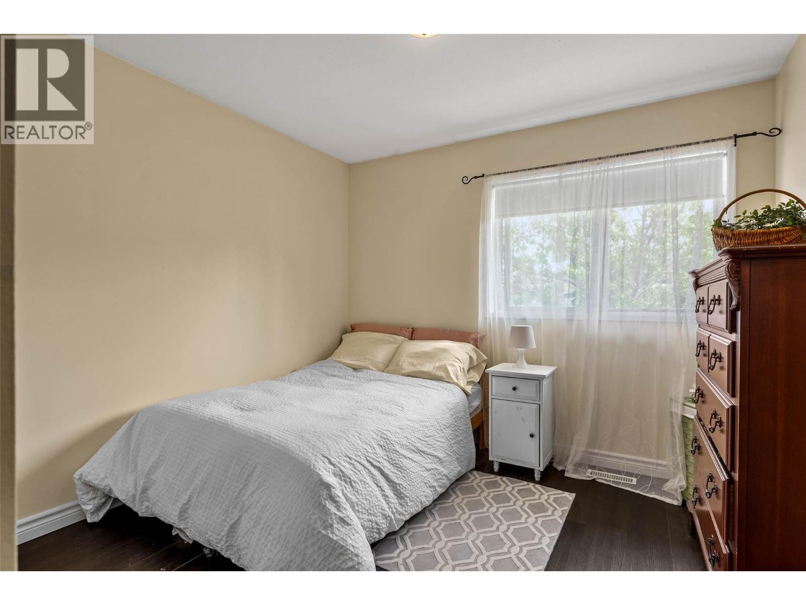 #27 1750 MCKINLEY COURT - 18