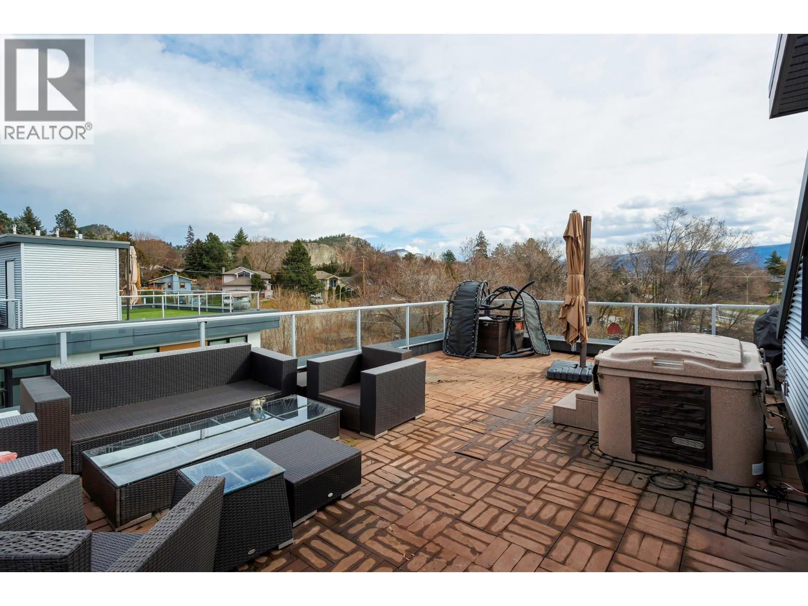 #29 1515 Highland Drive N - 7
